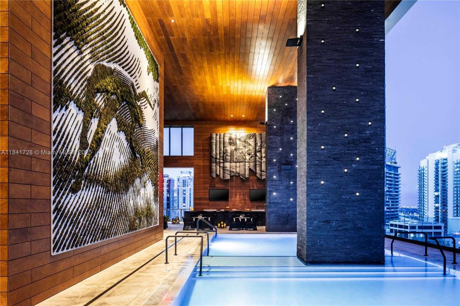 Small Image of 1451 BRICKELL AVE #4204, Miami Number 18