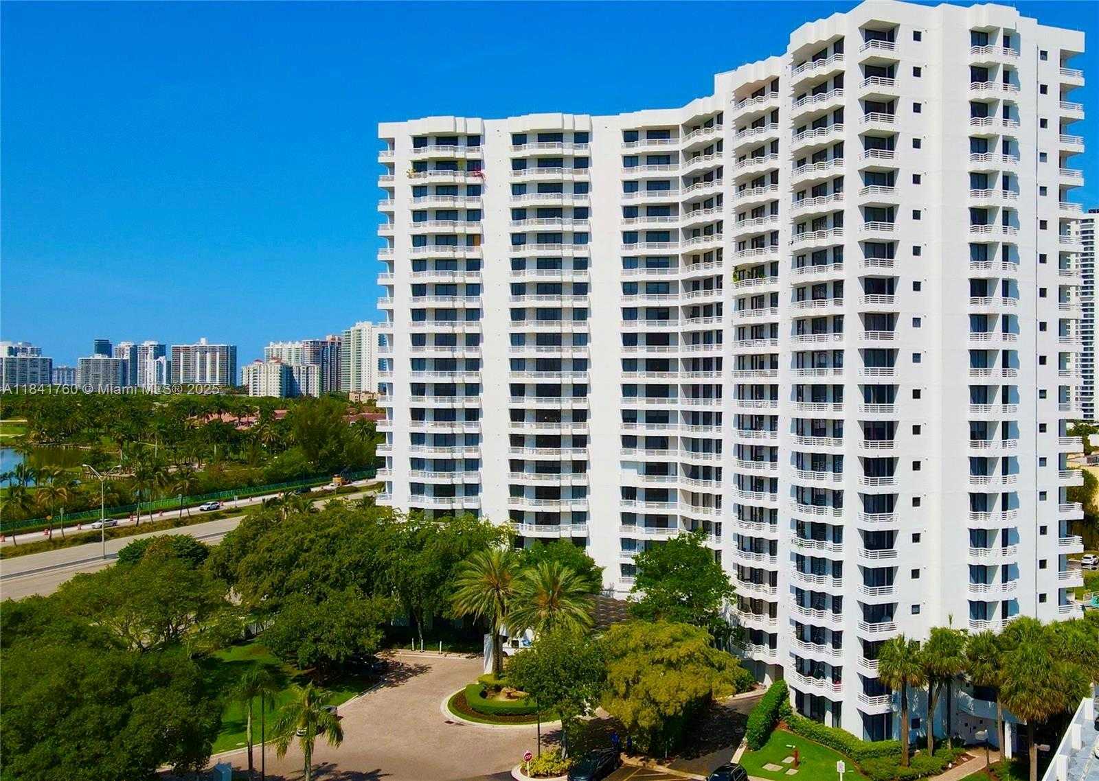 Small Image of 3300 NORTH EAST 192ND ST #807, Aventura Number 18