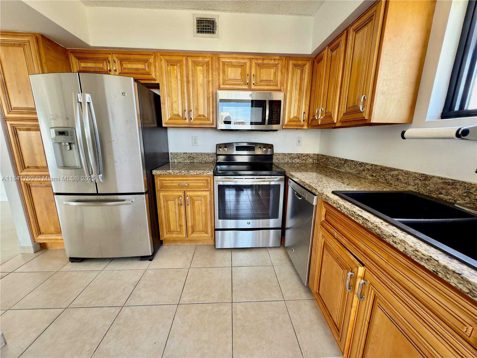 Small Image of 3300 NORTH EAST 192ND ST #807, Aventura Number 42