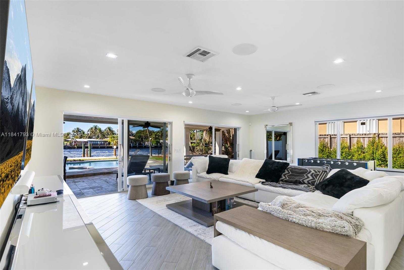 Small Image of 517 SOUTH RIVERSIDE DR #., Pompano Beach Number 12