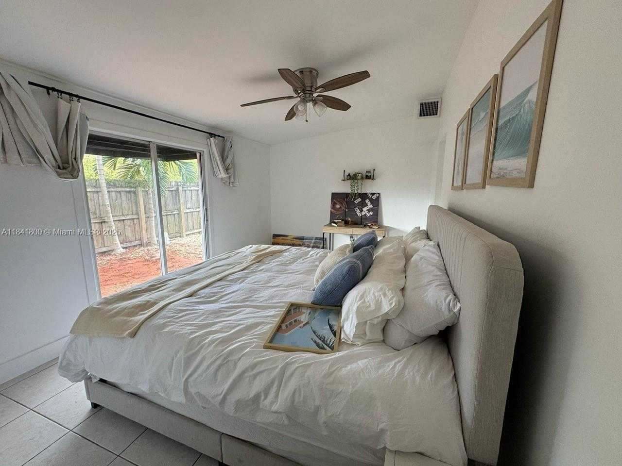 Small Image of 3901 SOUTH WEST 6TH ST #1, Miami Number 12