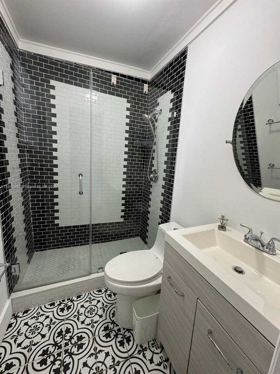 Small Image of 3901 SOUTH WEST 6TH ST #1, Miami Number 13