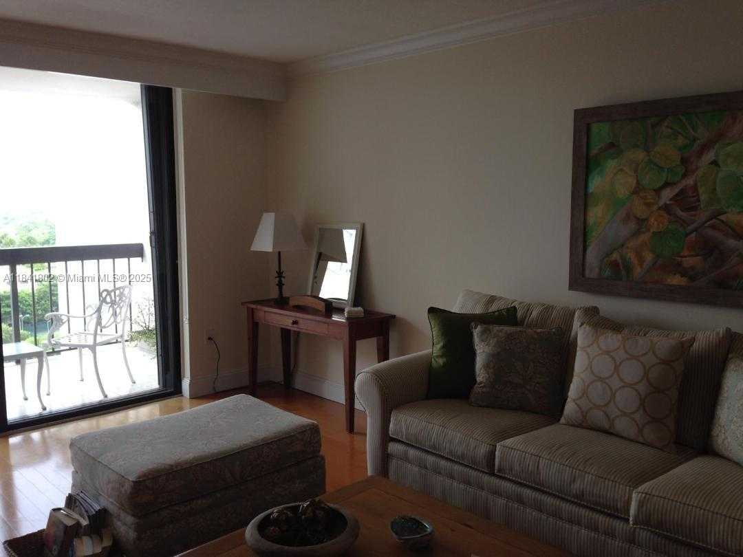 Small Image of 2333 BRICKELL AVE #1414, Miami Number 19