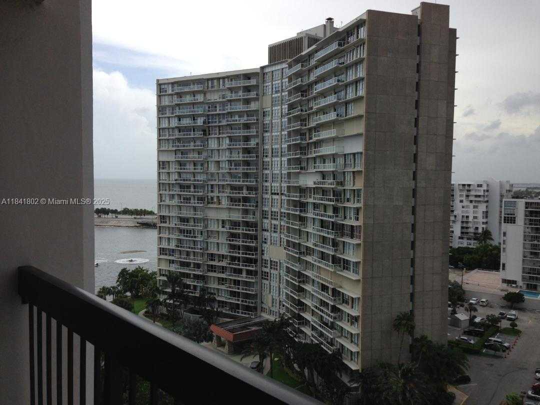 Small Image of 2333 BRICKELL AVE #1414, Miami Number 20