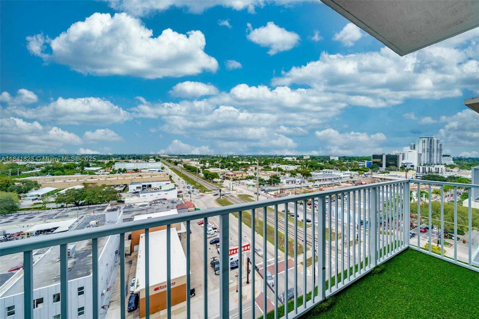 Small Image of 140 SOUTH DIXIE HWY #1007, Hollywood Number 9