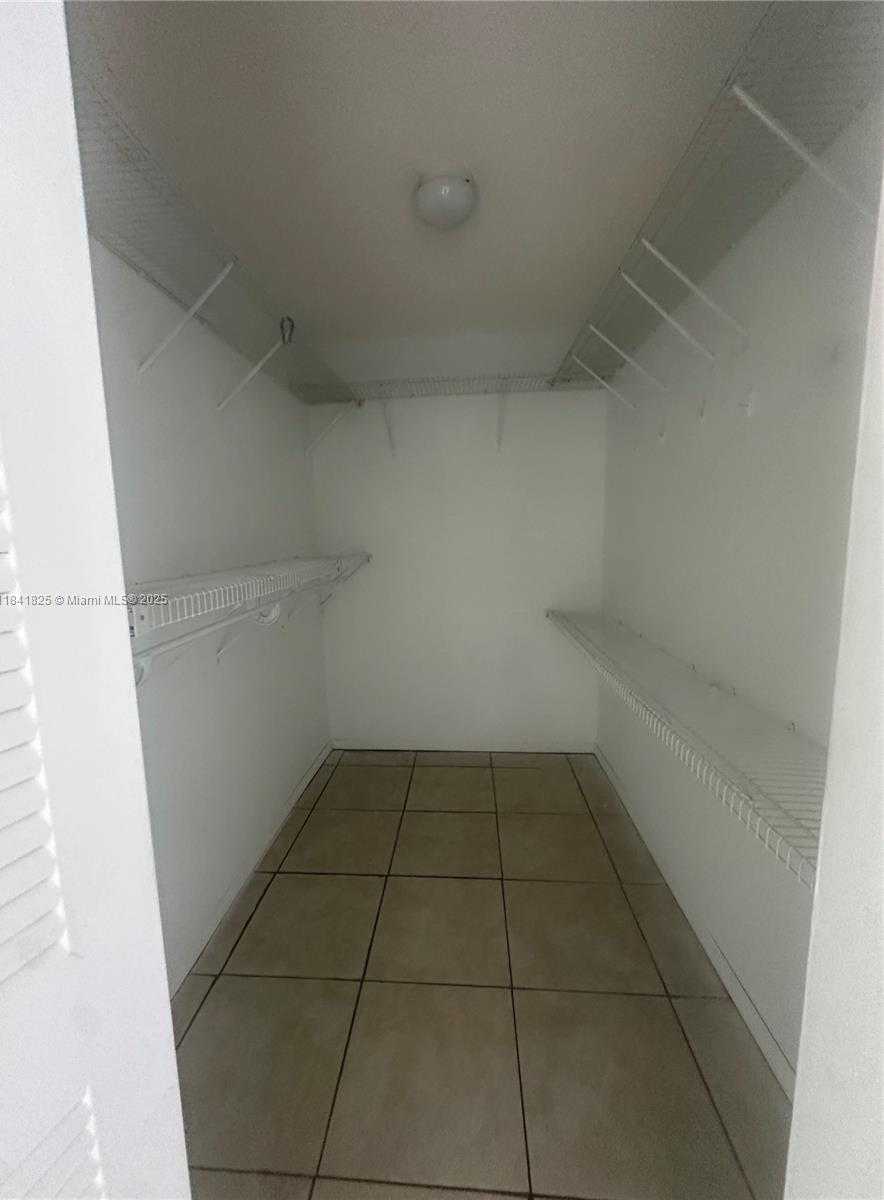 Small Image of 9375 FONTAINEBLEAU BLVD #L222, Miami Number 18