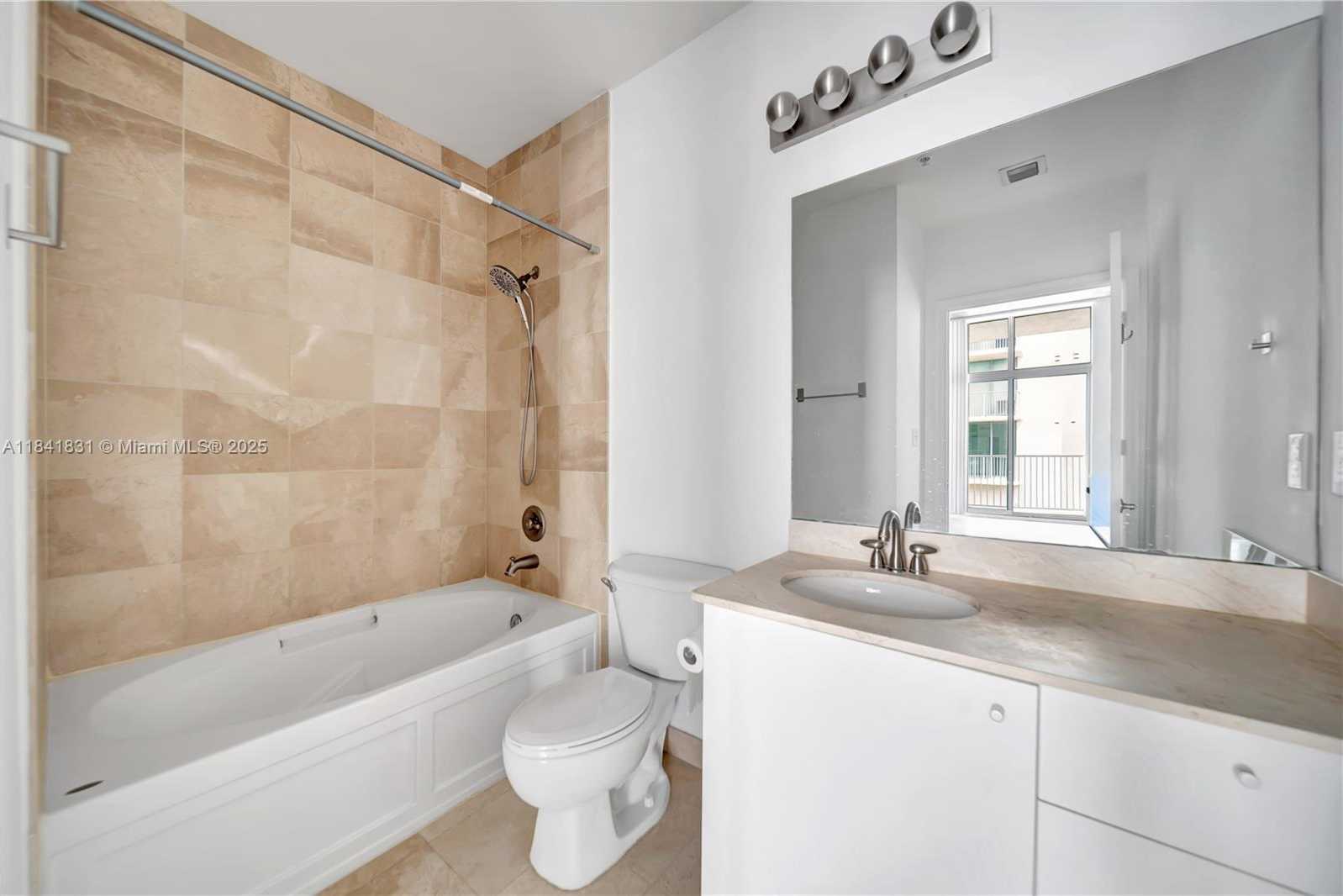 Small Image of 2100 VAN BUREN ST #517, Hollywood Number 3