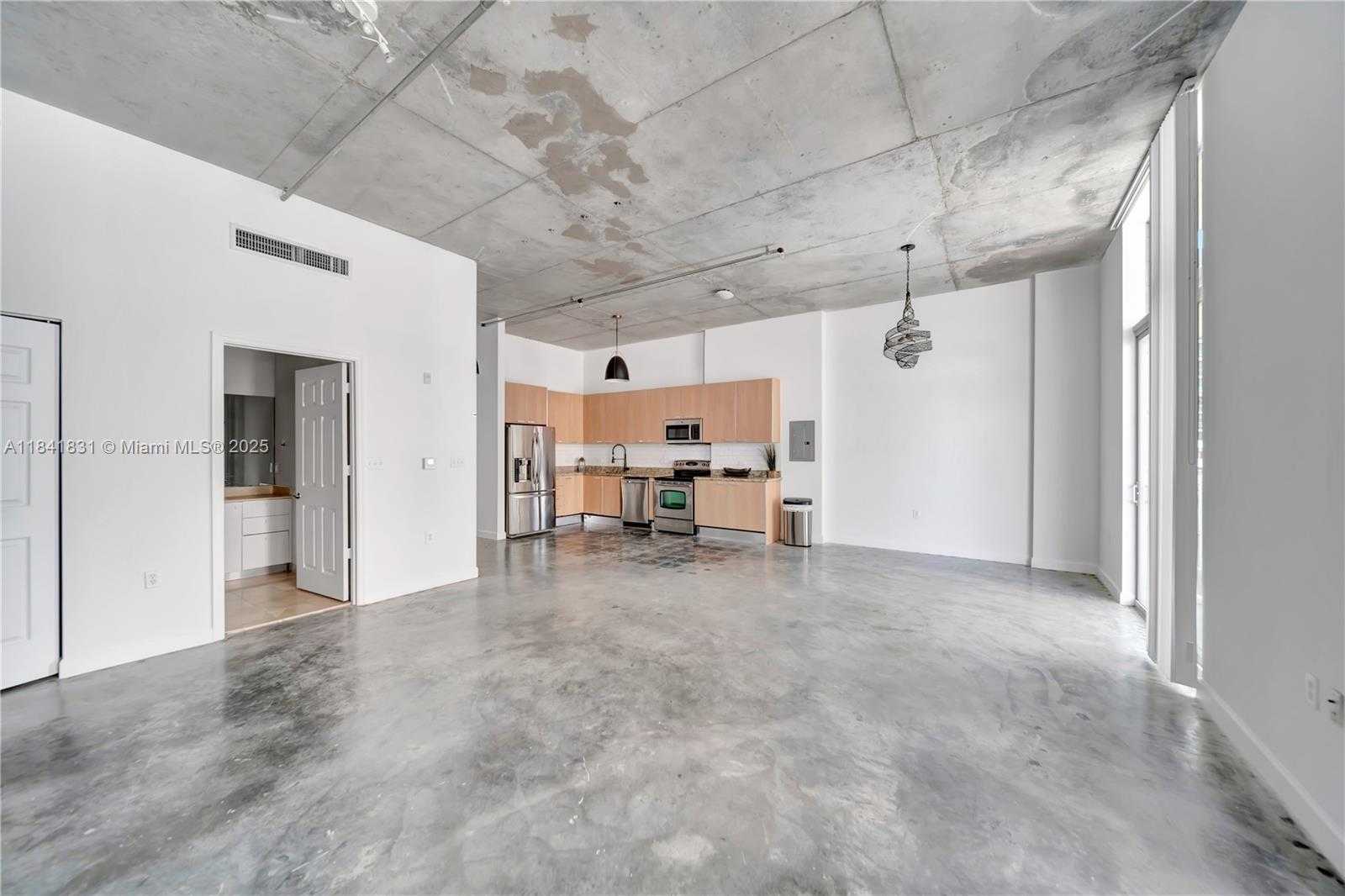 Small Image of 2100 VAN BUREN ST #517, Hollywood Number 4