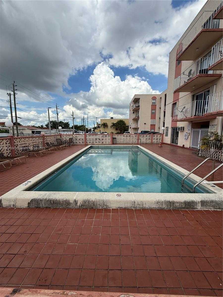 Small Image of 6820 WEST FLAGLER ST #407, Miami Number 10