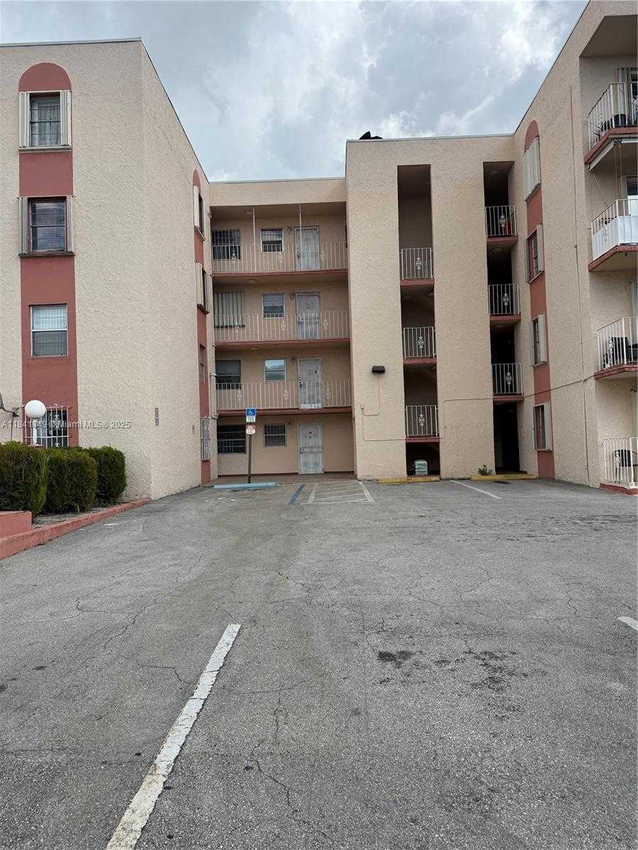 Small Image of 6820 WEST FLAGLER ST #407, Miami Number 11
