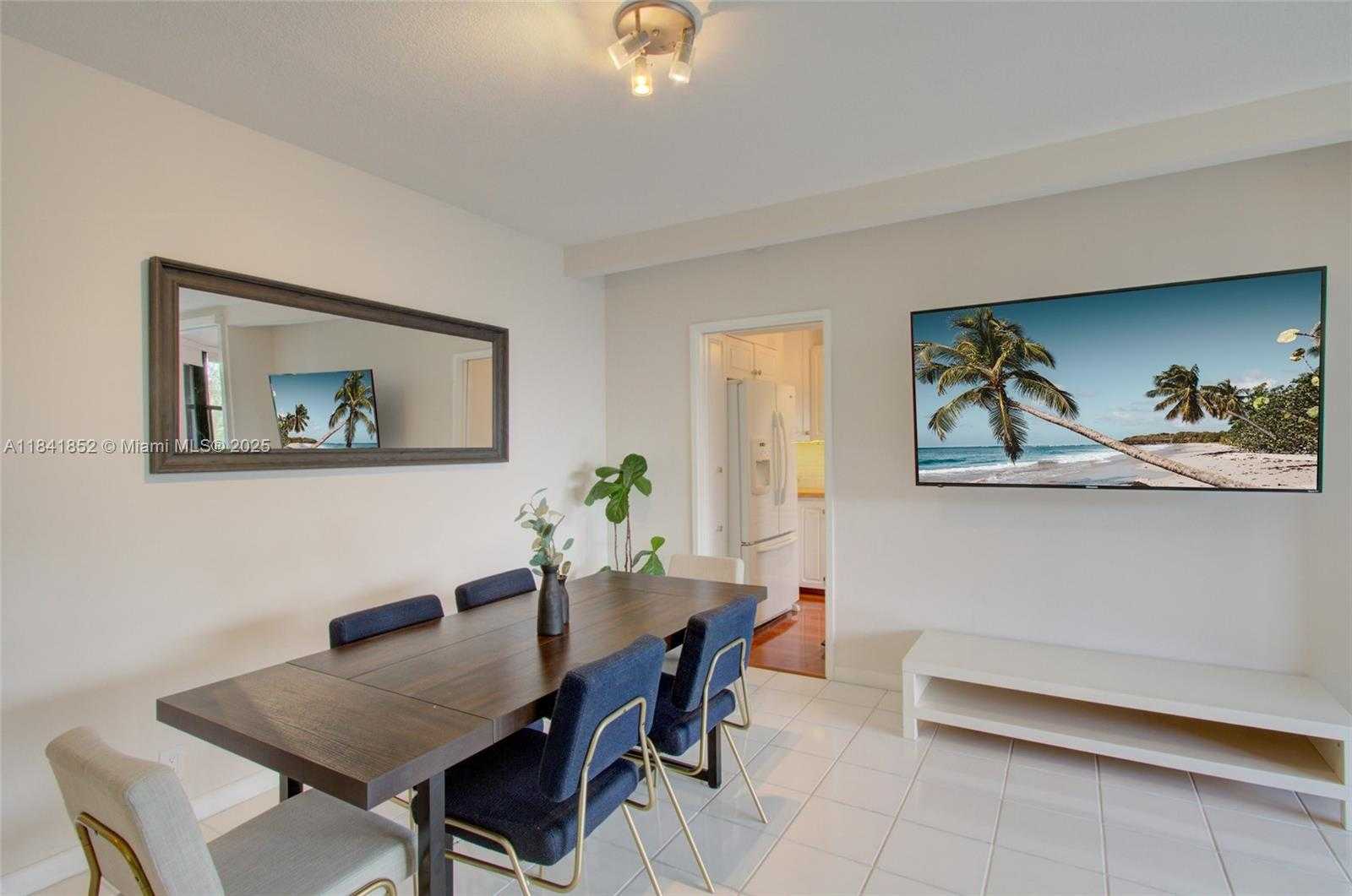 Small Image of 181 CRANDON BLVD #405, Key Biscayne Number 4