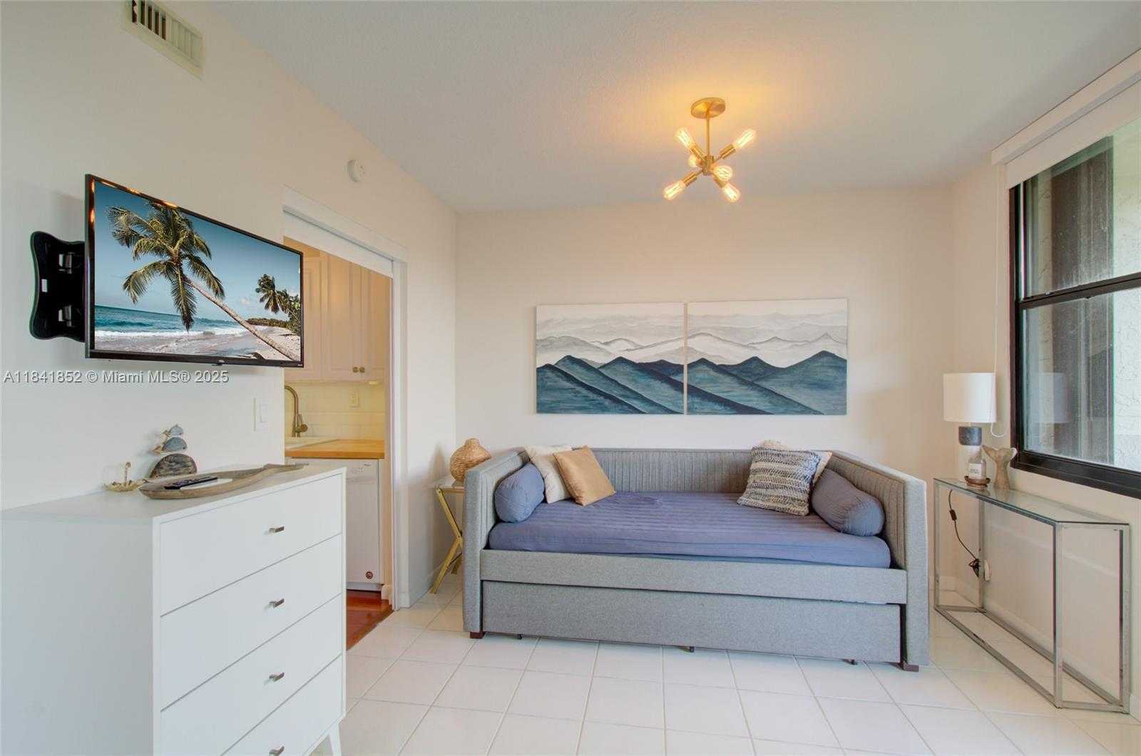 Small Image of 181 CRANDON BLVD #405, Key Biscayne Number 7