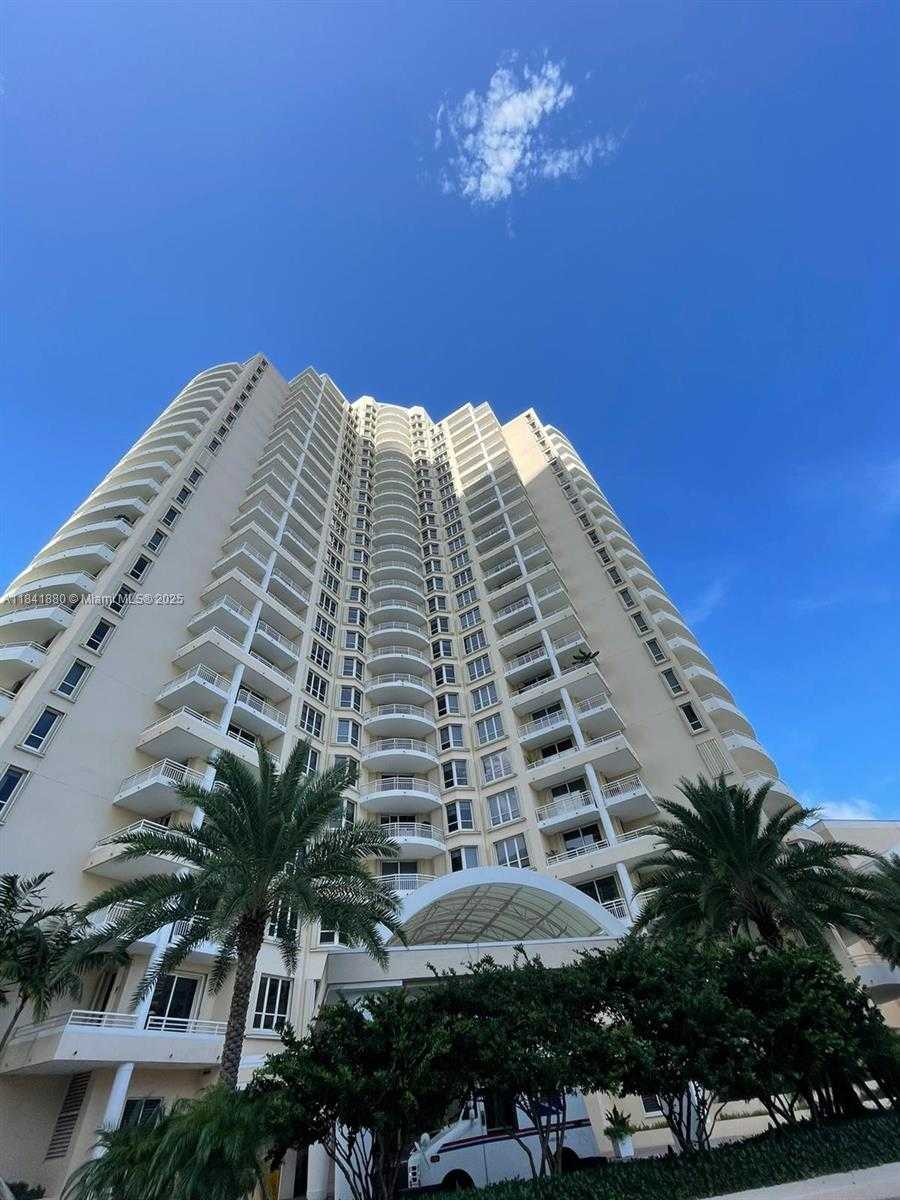 Small Image of 888 BRICKELL KEY DR #601, Miami Number 29