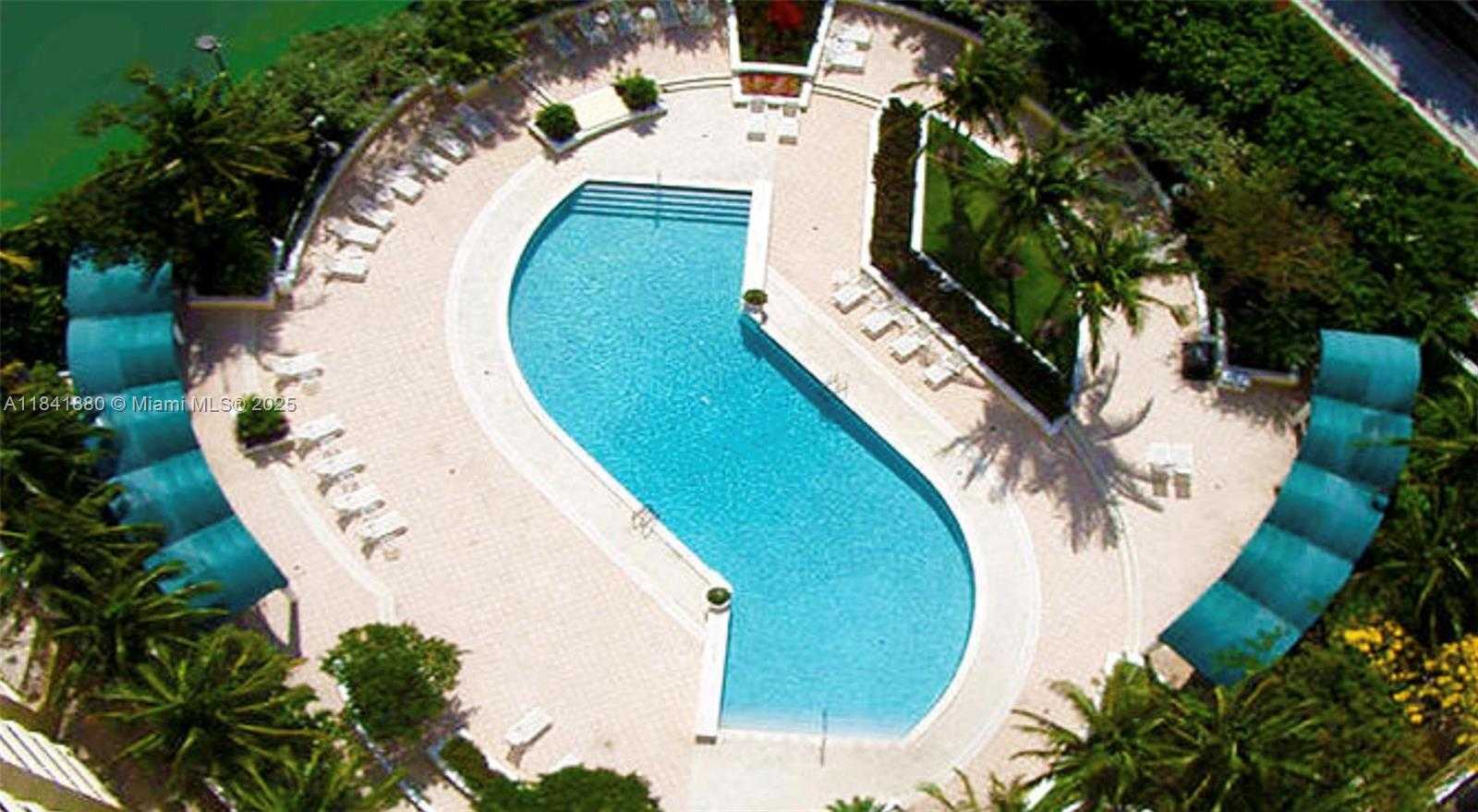 Small Image of 888 BRICKELL KEY DR #601, Miami Number 30
