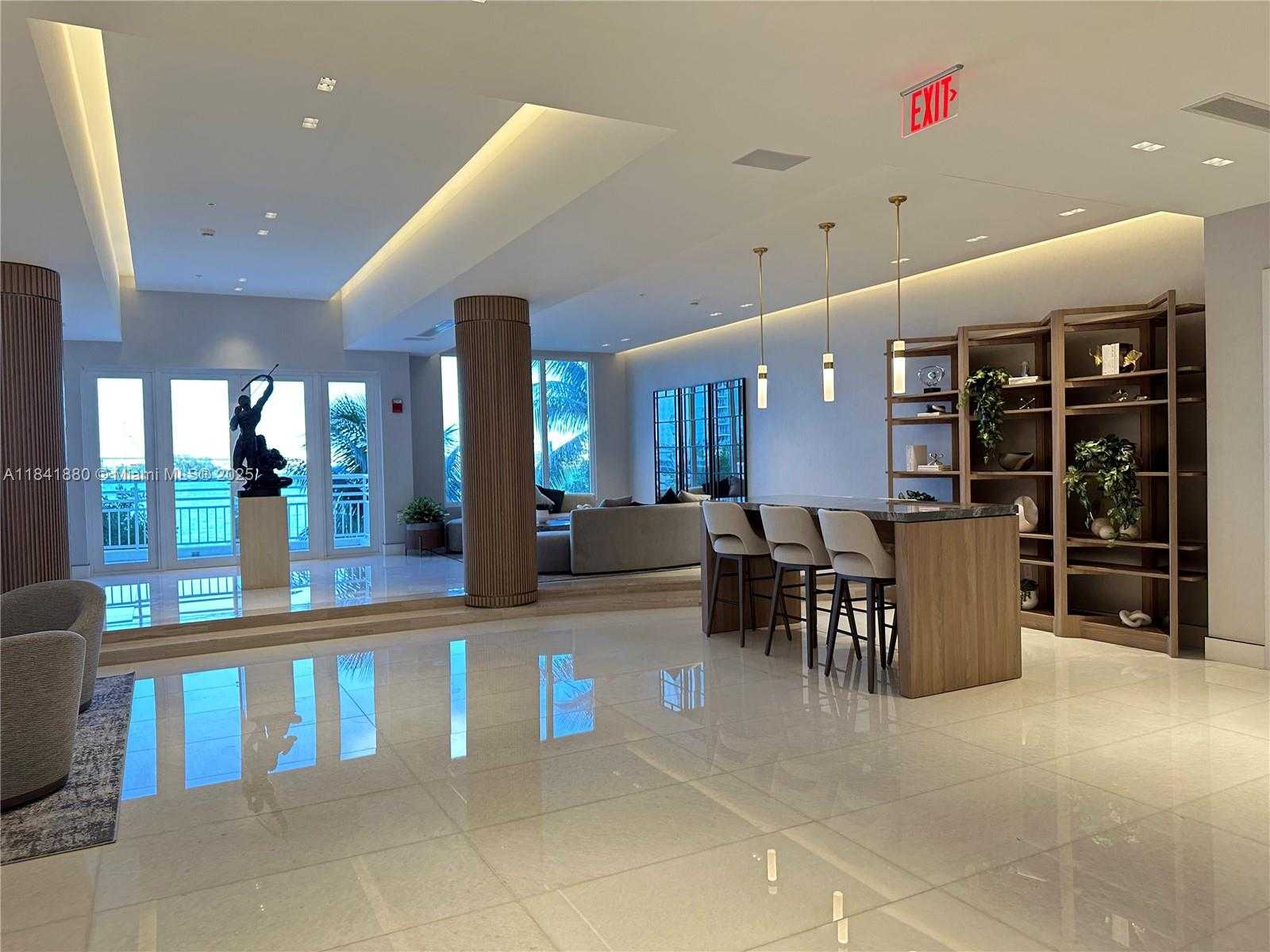 Small Image of 888 BRICKELL KEY DR #601, Miami Number 5