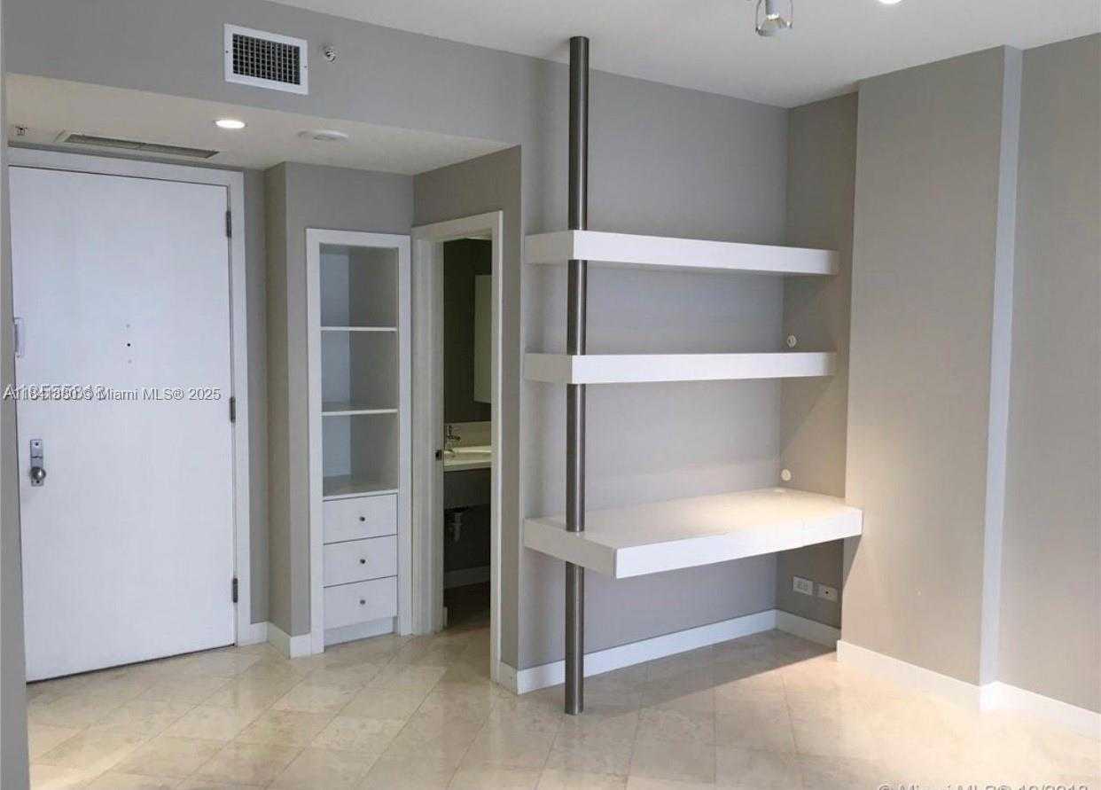 Small Image of 888 BRICKELL KEY DR #601, Miami Number 6