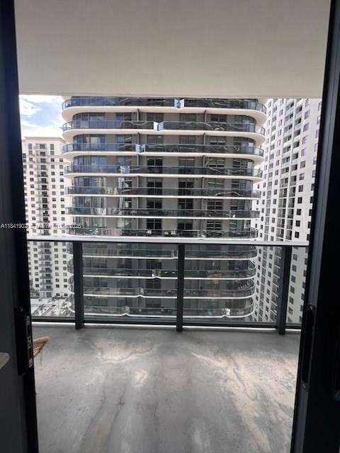 Small Image of 45 SOUTH WEST 9TH ST #2407, Miami Number 17