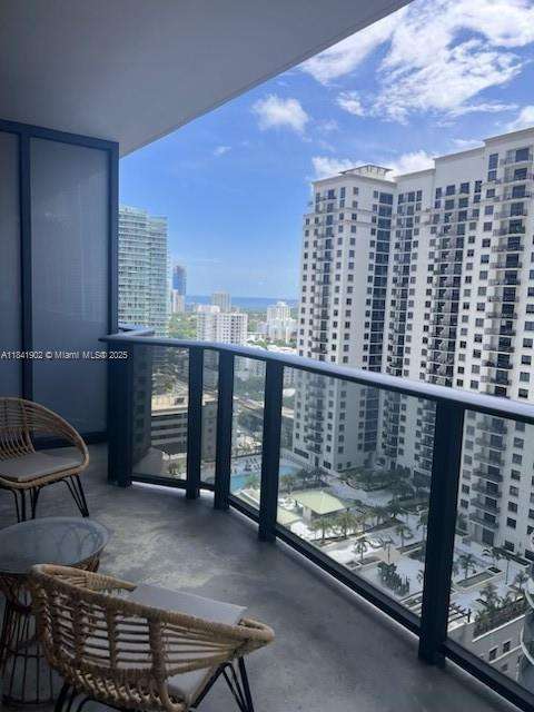 Small Image of 45 SOUTH WEST 9TH ST #2407, Miami Number 19
