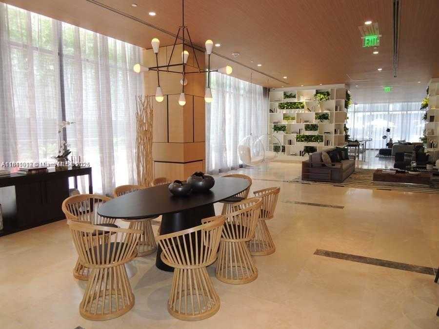 Small Image of 45 SOUTH WEST 9TH ST #2407, Miami Number 22
