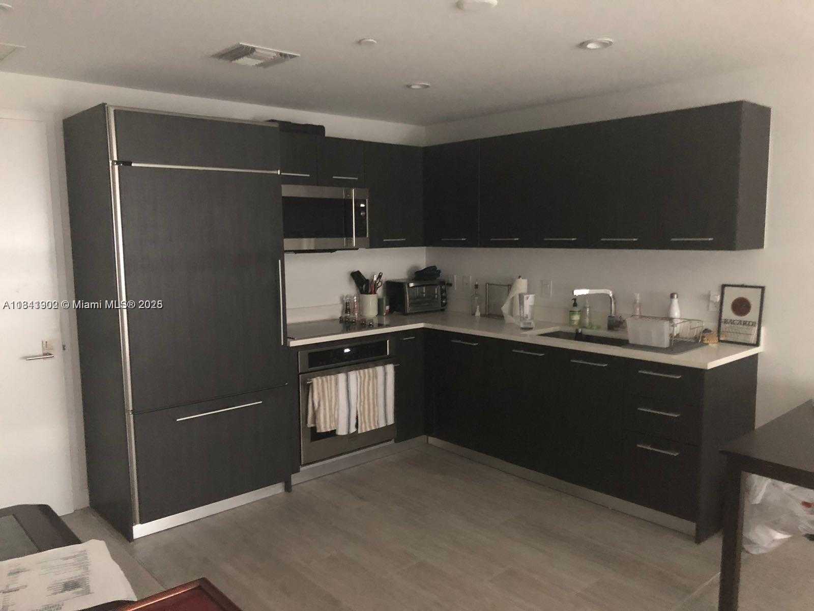 Small Image of 45 SOUTH WEST 9TH ST #2407, Miami Number 4