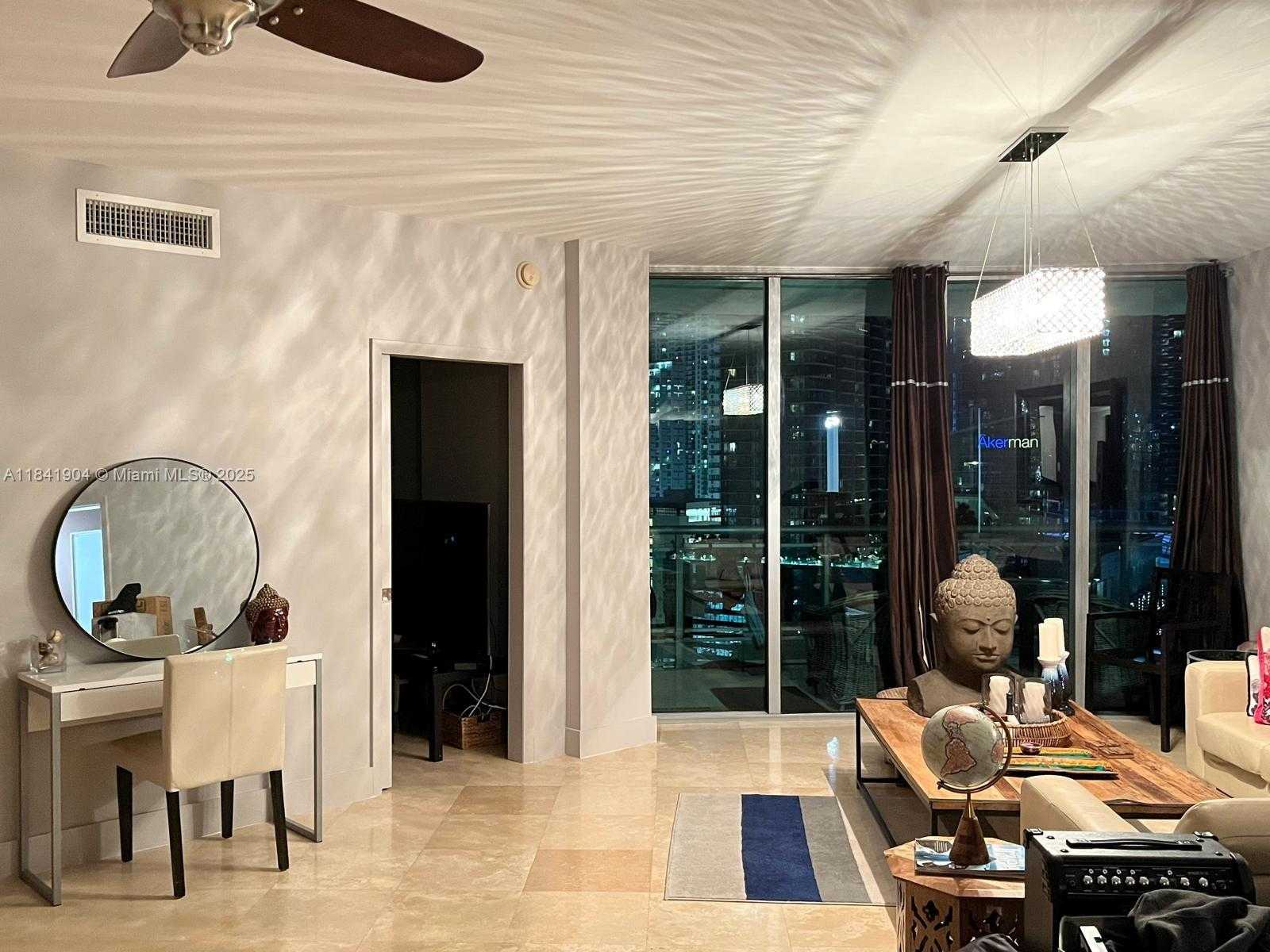 Small Image of 350 SOUTH MIAMI AVE #2002, Miami Number 20