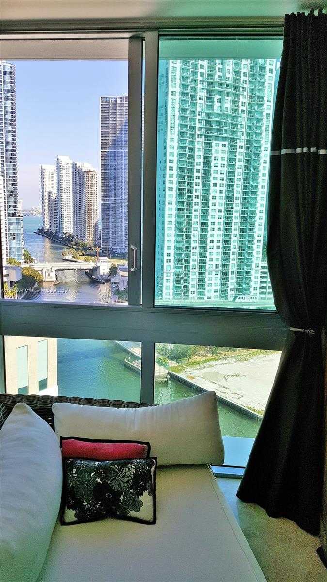 Small Image of 350 SOUTH MIAMI AVE #2002, Miami Number 21