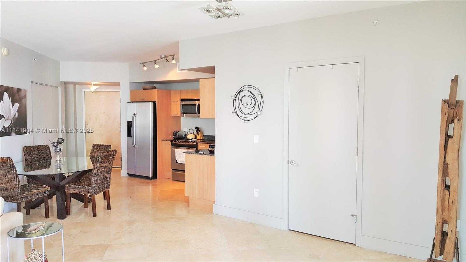 Small Image of 350 SOUTH MIAMI AVE #2002, Miami Number 7
