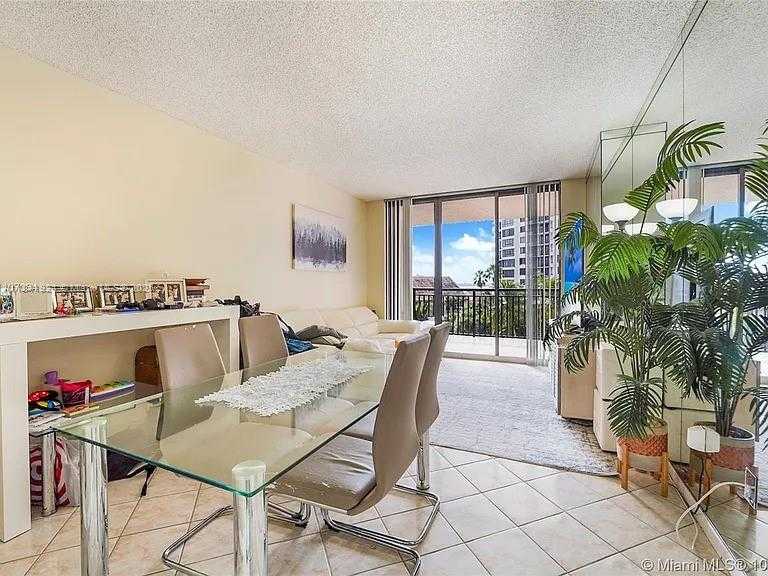 Small Image of 540 BRICKELL KEY DR #603, Miami Number 17
