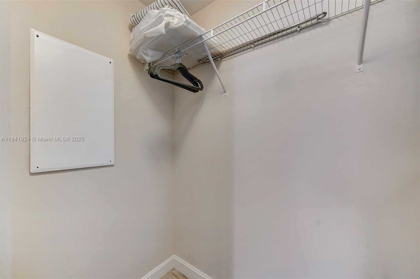 Small Image of 45 SOUTH WEST 9TH ST #2803, Miami Number 15