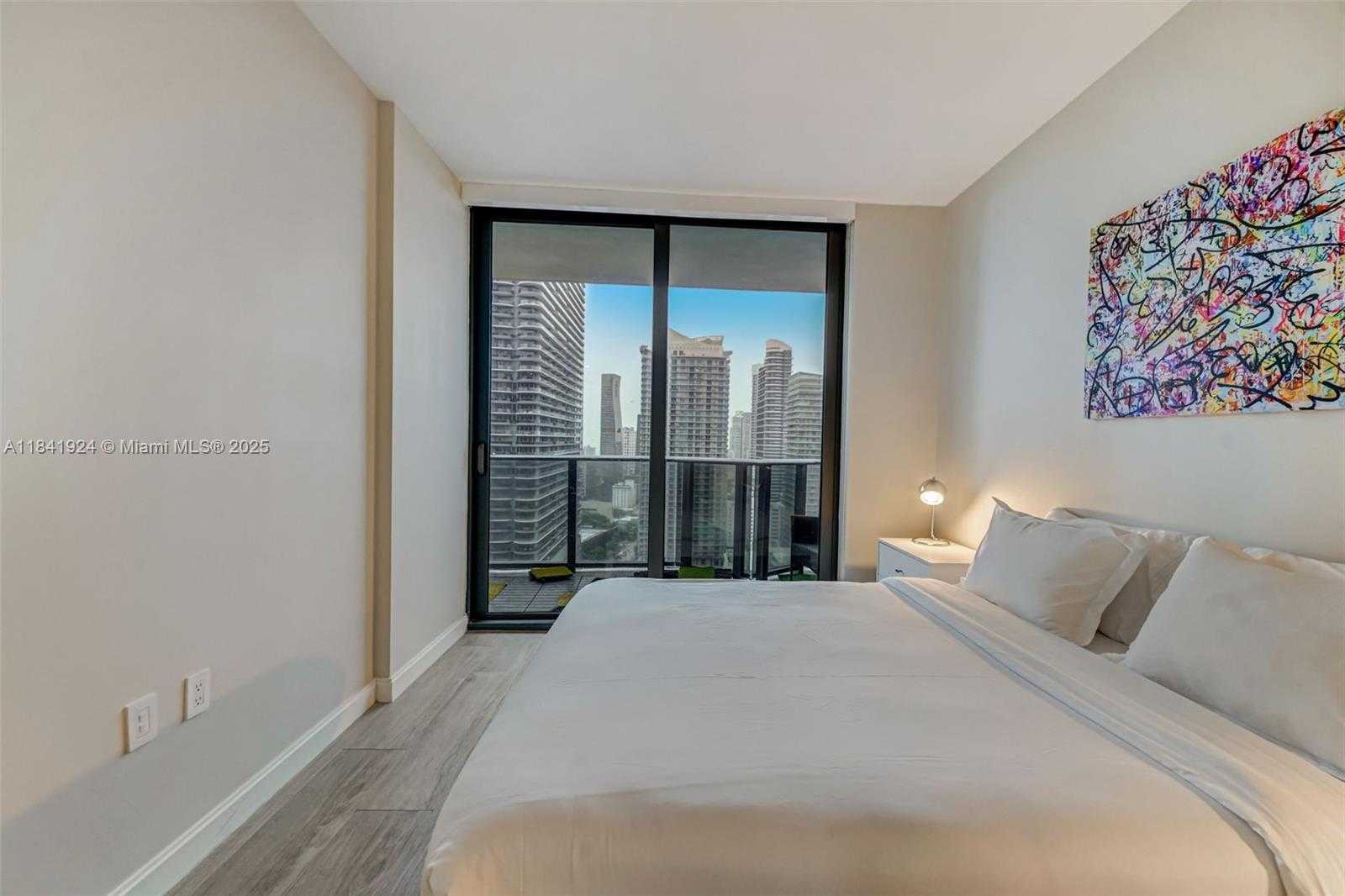 Small Image of 45 SOUTH WEST 9TH ST #2803, Miami Number 22