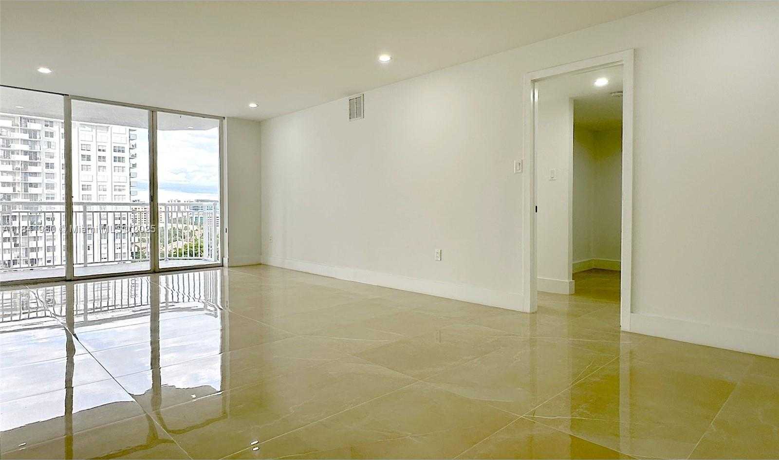 Small Image of 18071 BISCAYNE BLVD #1202, Aventura Number 25