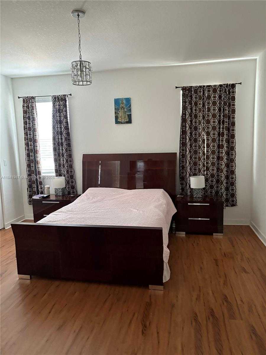 Small Image of 24381 SOUTH WEST 117 PATH, Miami Number 13