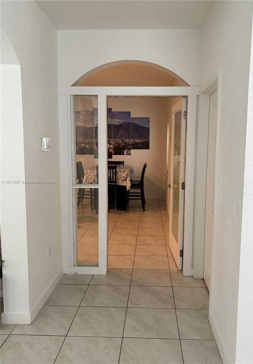 Small Image of 24381 SOUTH WEST 117 PATH, Miami Number 5