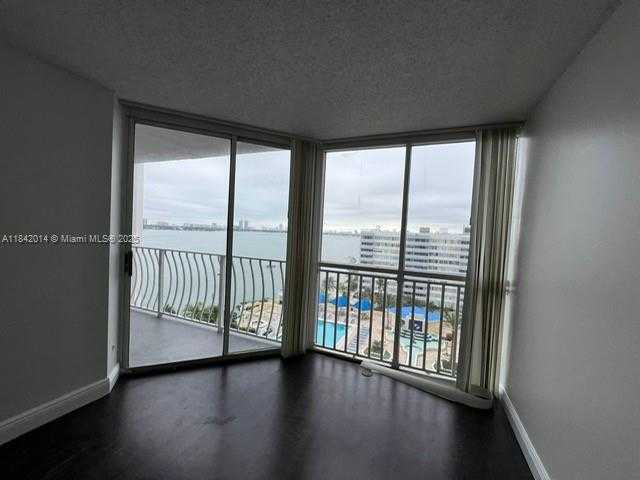 Small Image of 7601 EAST TREASURE DR #1122, North Bay Village Number 6