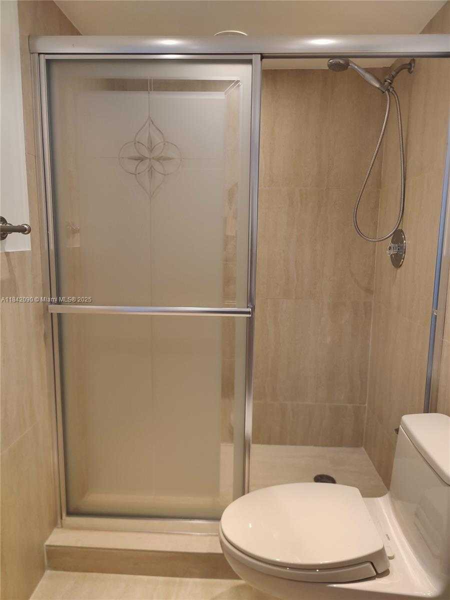 Small Image of 555 NORTH EAST 30TH ST #601, Miami Number 12