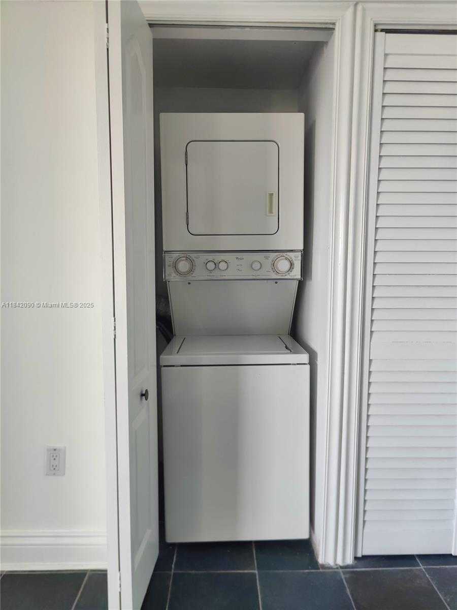 Small Image of 555 NORTH EAST 30TH ST #601, Miami Number 18