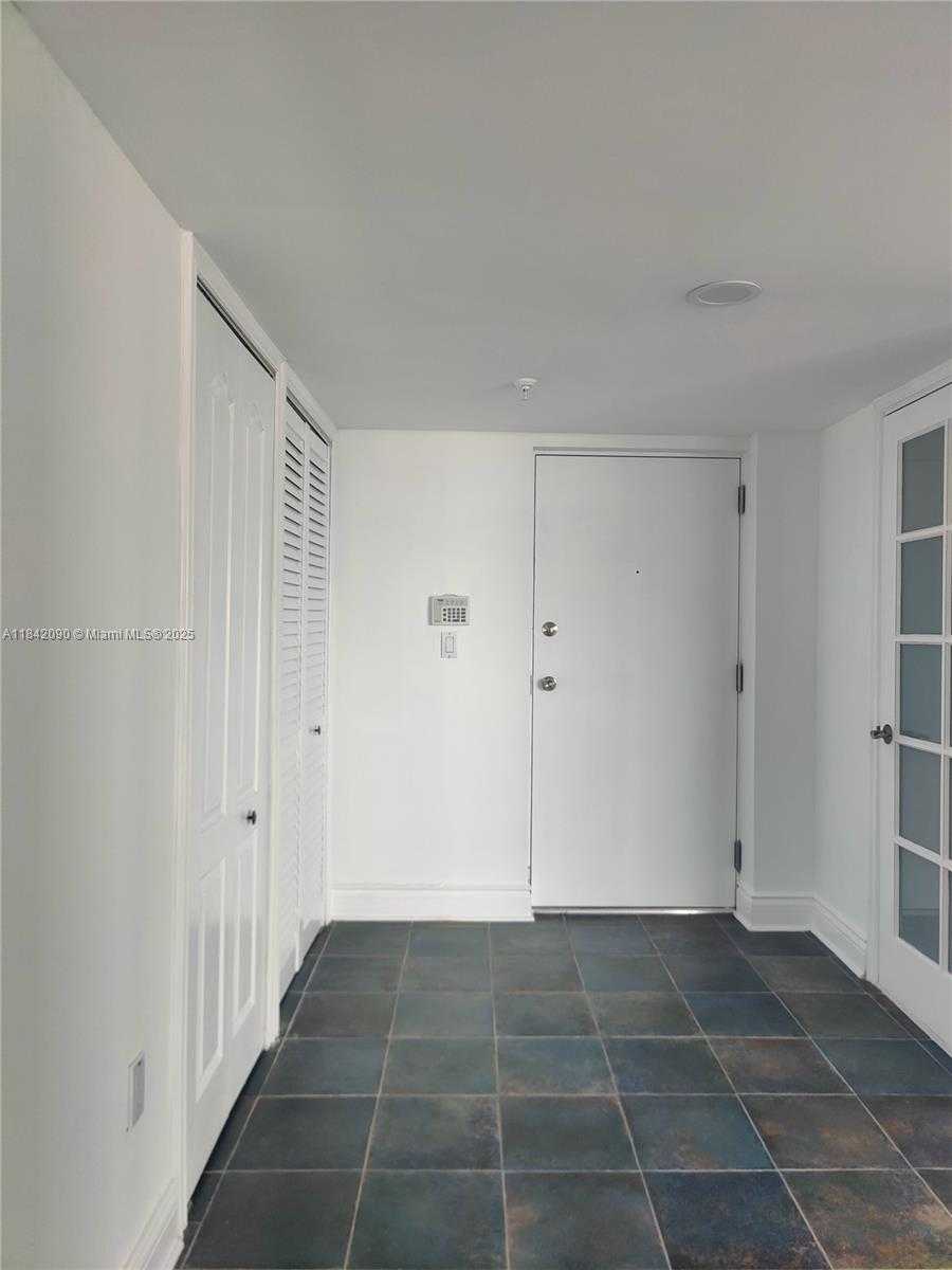 Small Image of 555 NORTH EAST 30TH ST #601, Miami Number 4