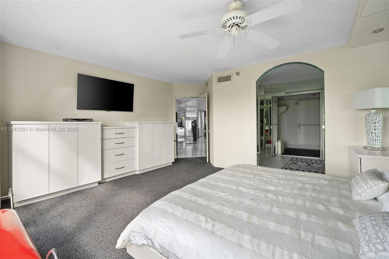 Small Image of 19101 NORTH EAST 36TH CT #807, Aventura Number 21