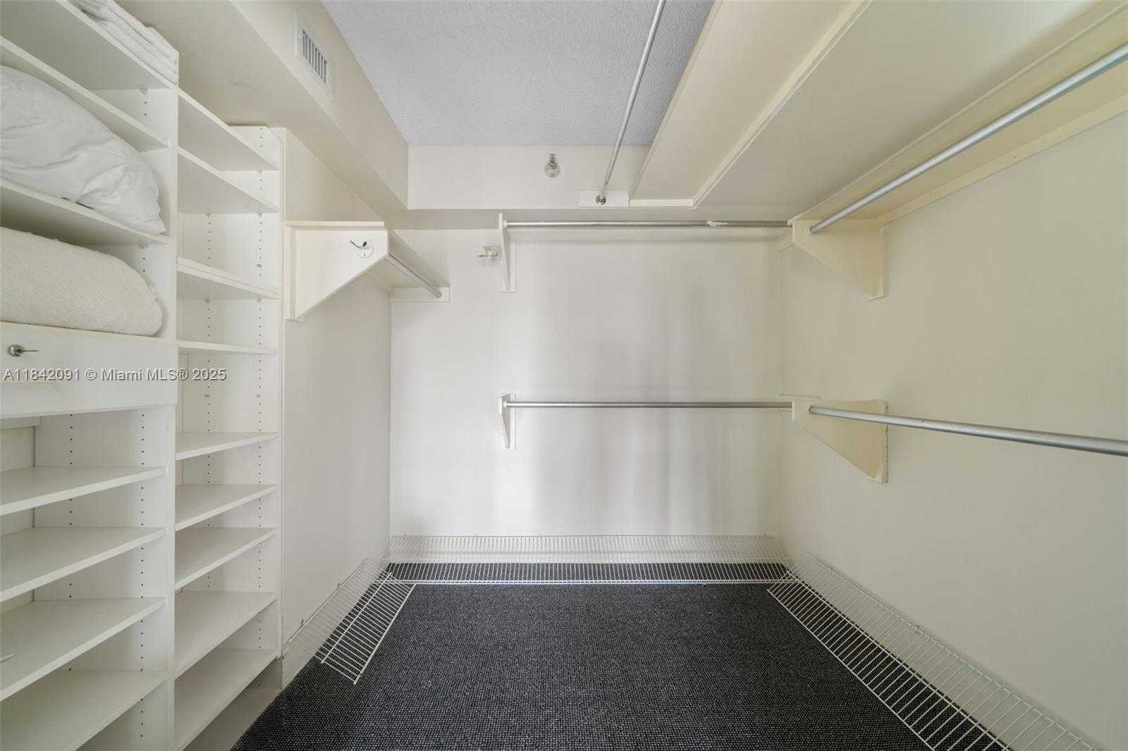 Small Image of 19101 NORTH EAST 36TH CT #807, Aventura Number 24