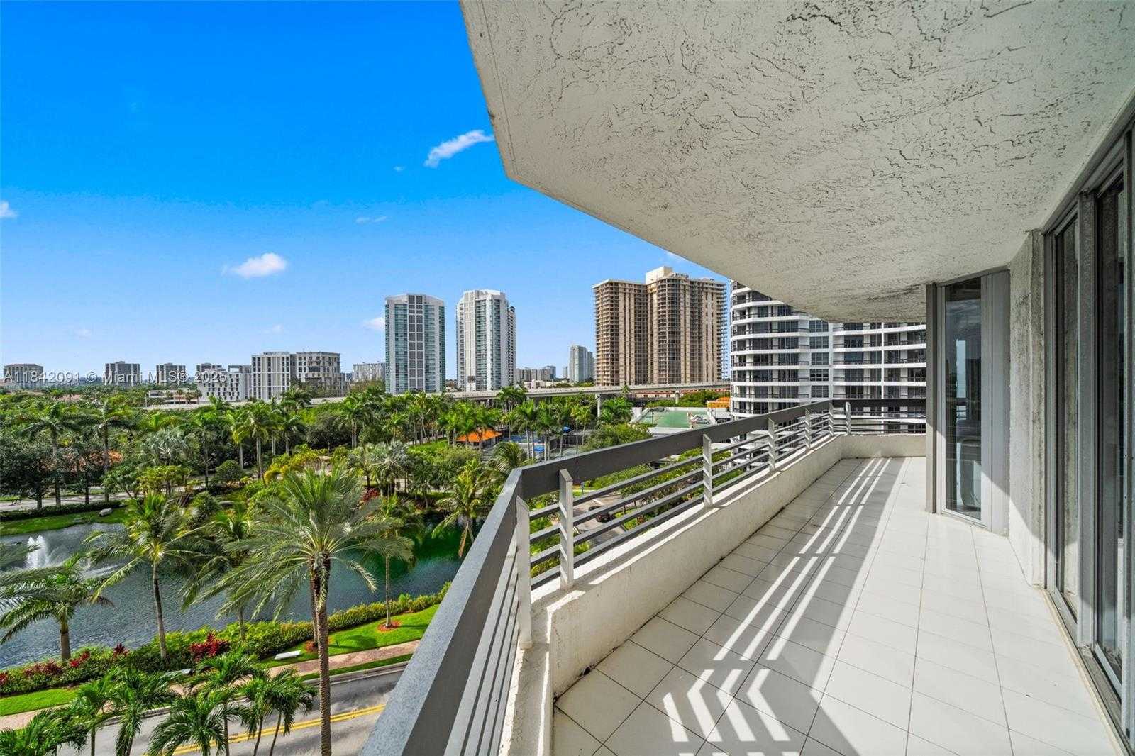 Small Image of 19101 NORTH EAST 36TH CT #807, Aventura Number 25