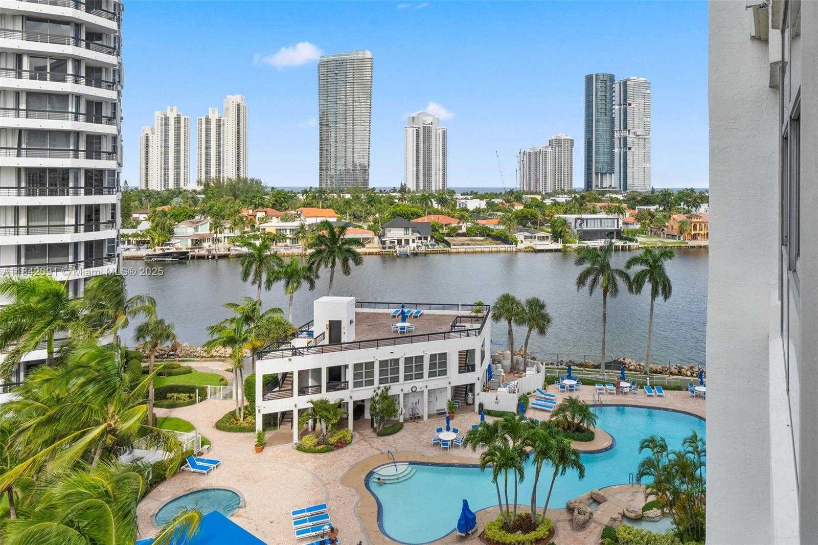 Small Image of 19101 NORTH EAST 36TH CT #807, Aventura Number 37