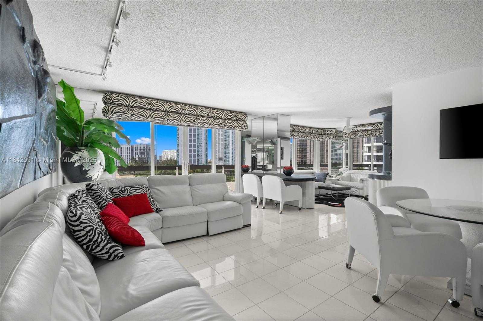 Small Image of 19101 NORTH EAST 36TH CT #807, Aventura Number 6