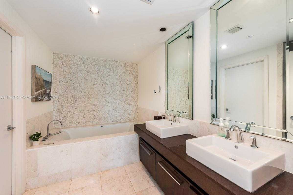 Small Image of 17121 COLLINS AVE #904, Sunny Isles Beach Number 14
