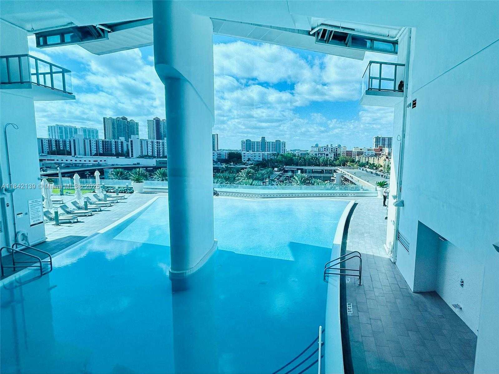Small Image of 17121 COLLINS AVE #904, Sunny Isles Beach Number 31