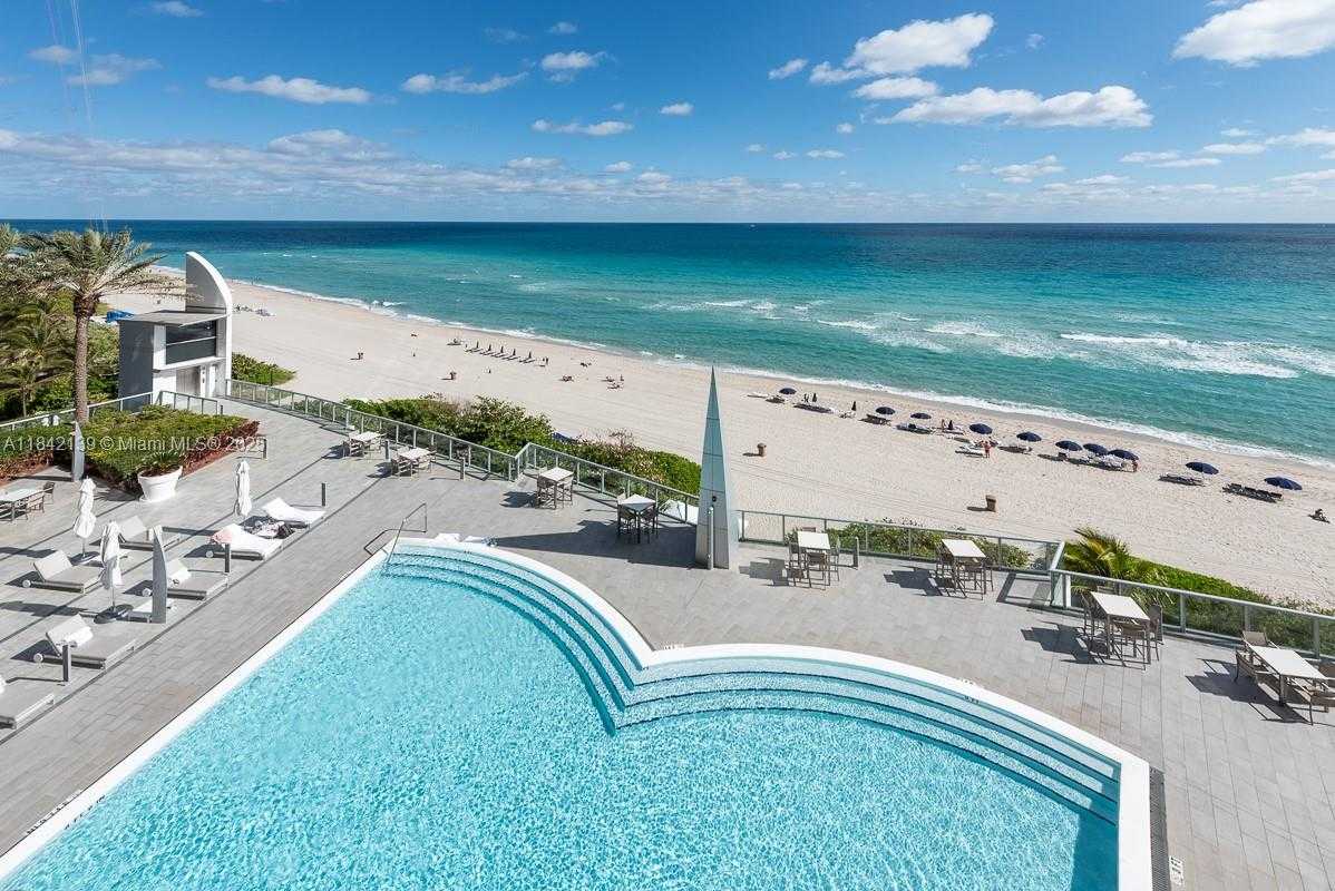 Small Image of 17121 COLLINS AVE #904, Sunny Isles Beach Number 4