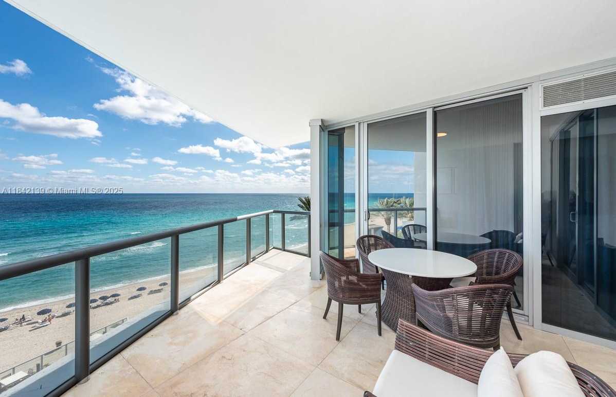 Small Image of 17121 COLLINS AVE #904, Sunny Isles Beach Number 5