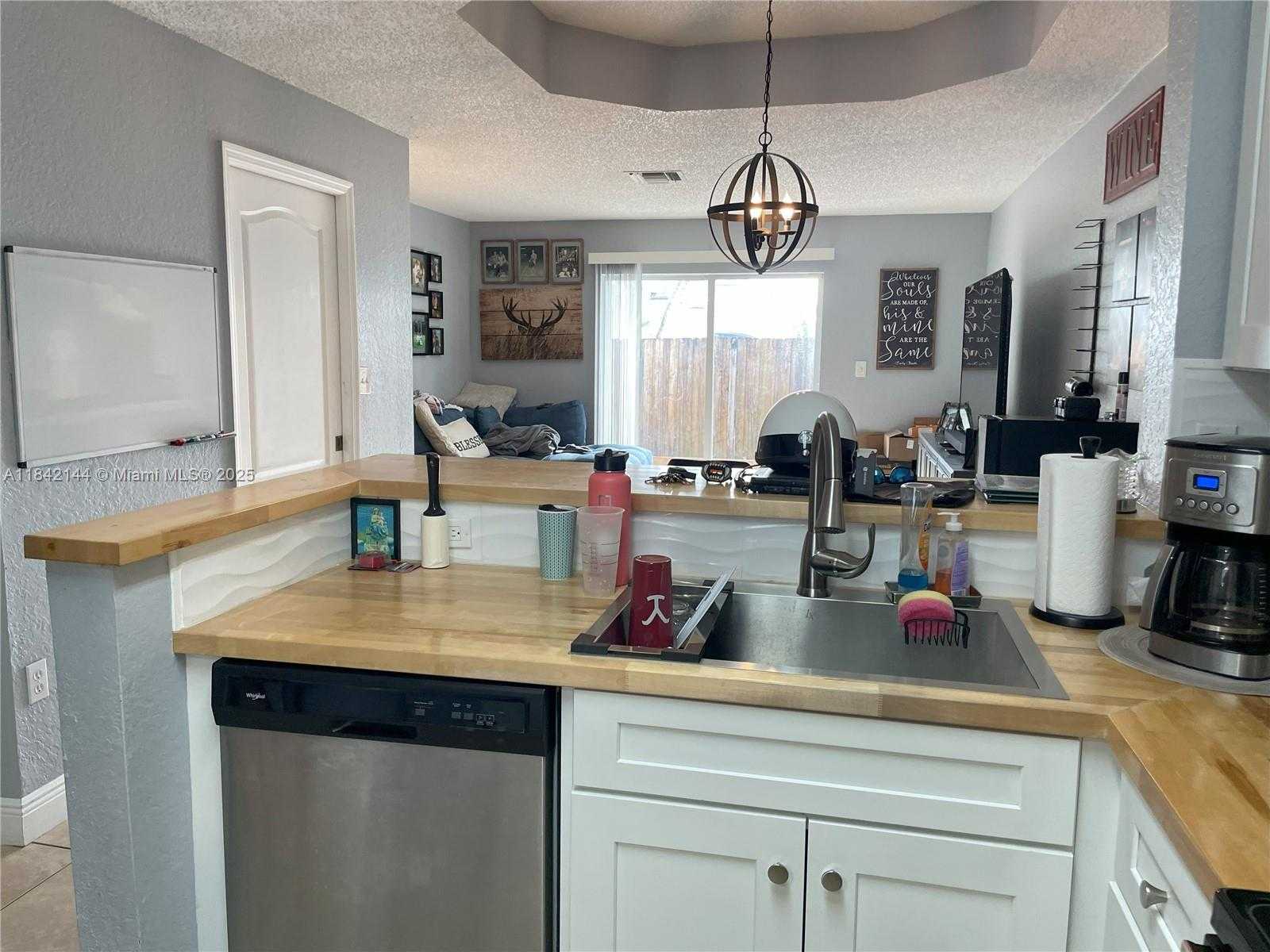Small Image of 14141 SOUTH WEST 120TH CT #11-16, Miami Number 3