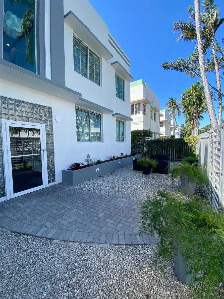 Small Image of 526 15TH ST #8, Miami Beach Number 14