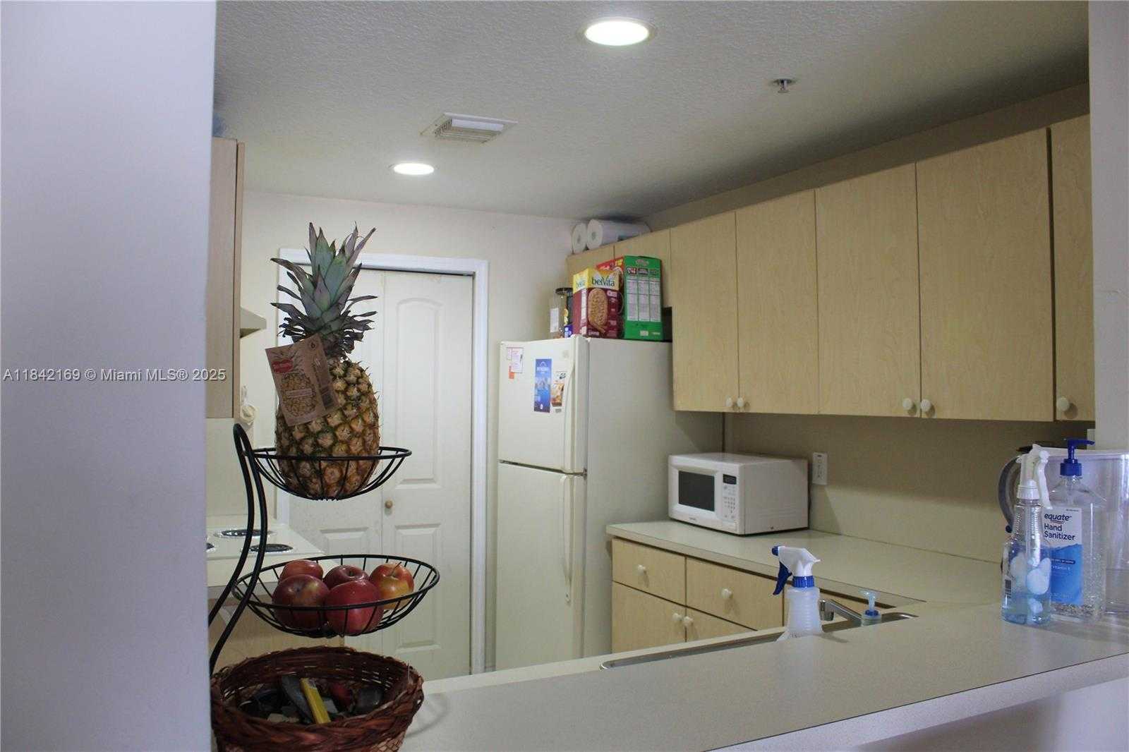Small Image of 6340 NORTH WEST 114TH AVE #103, Doral Number 10
