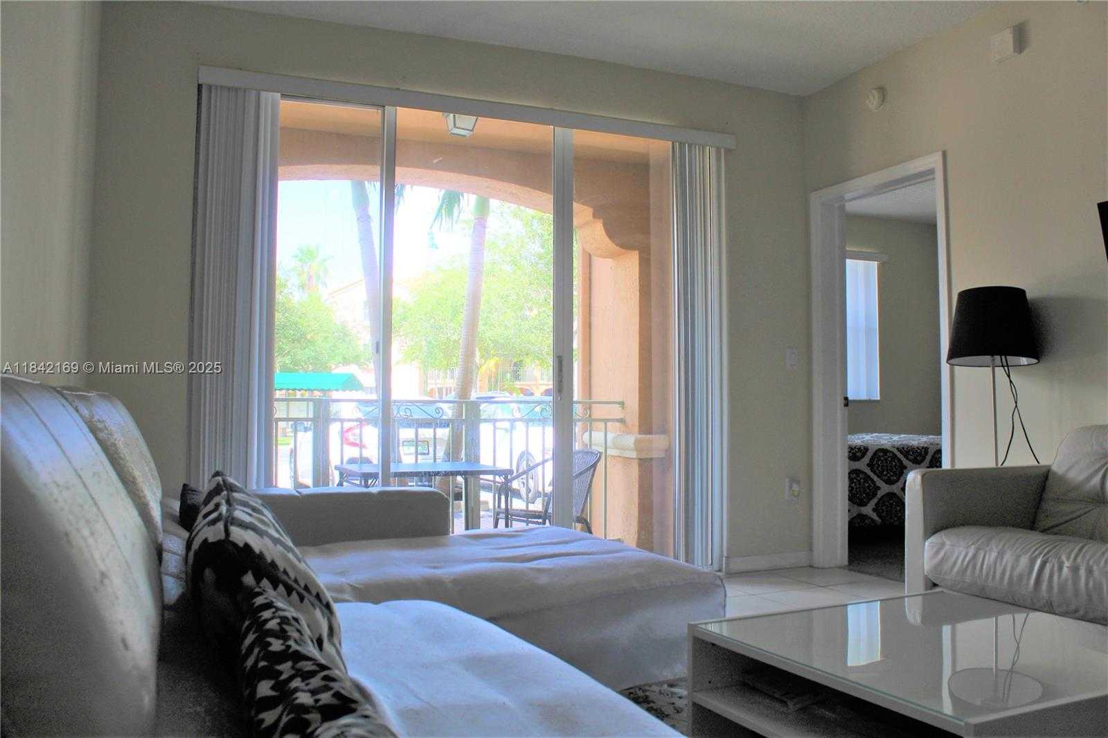 Small Image of 6340 NORTH WEST 114TH AVE #103, Doral Number 4
